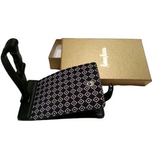 NWT NEIMAN MARCUS Holiday Swag Celebrity Luggage Tag Golf GIFT Travel